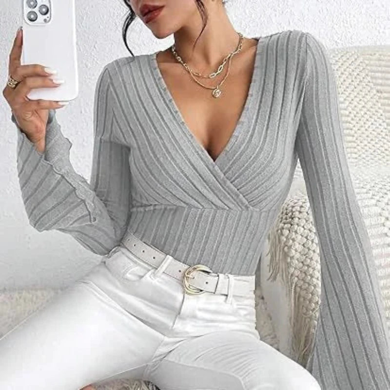 V-NECK LONG SLEEVE TOP
